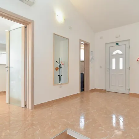 Appartement Patricia 1756 *